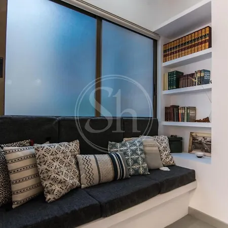 アパート Comfortable Eixample Near Sagrada Familia
